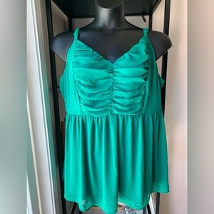 NWT torrid Babydoll Chiffon Shirred Green V-Neck Tank Top Women’s Ruched Shirt